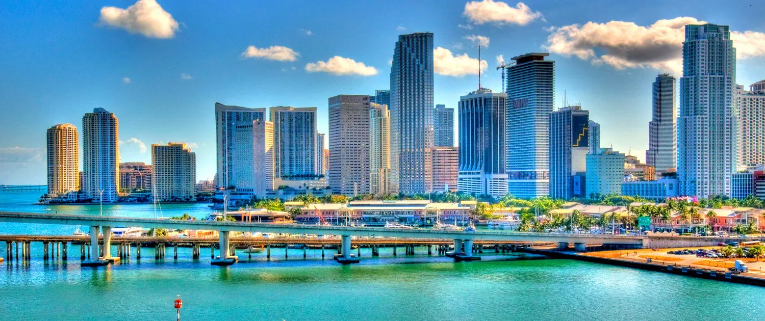 Argentinos marcan récord en compra de casas en Miami
