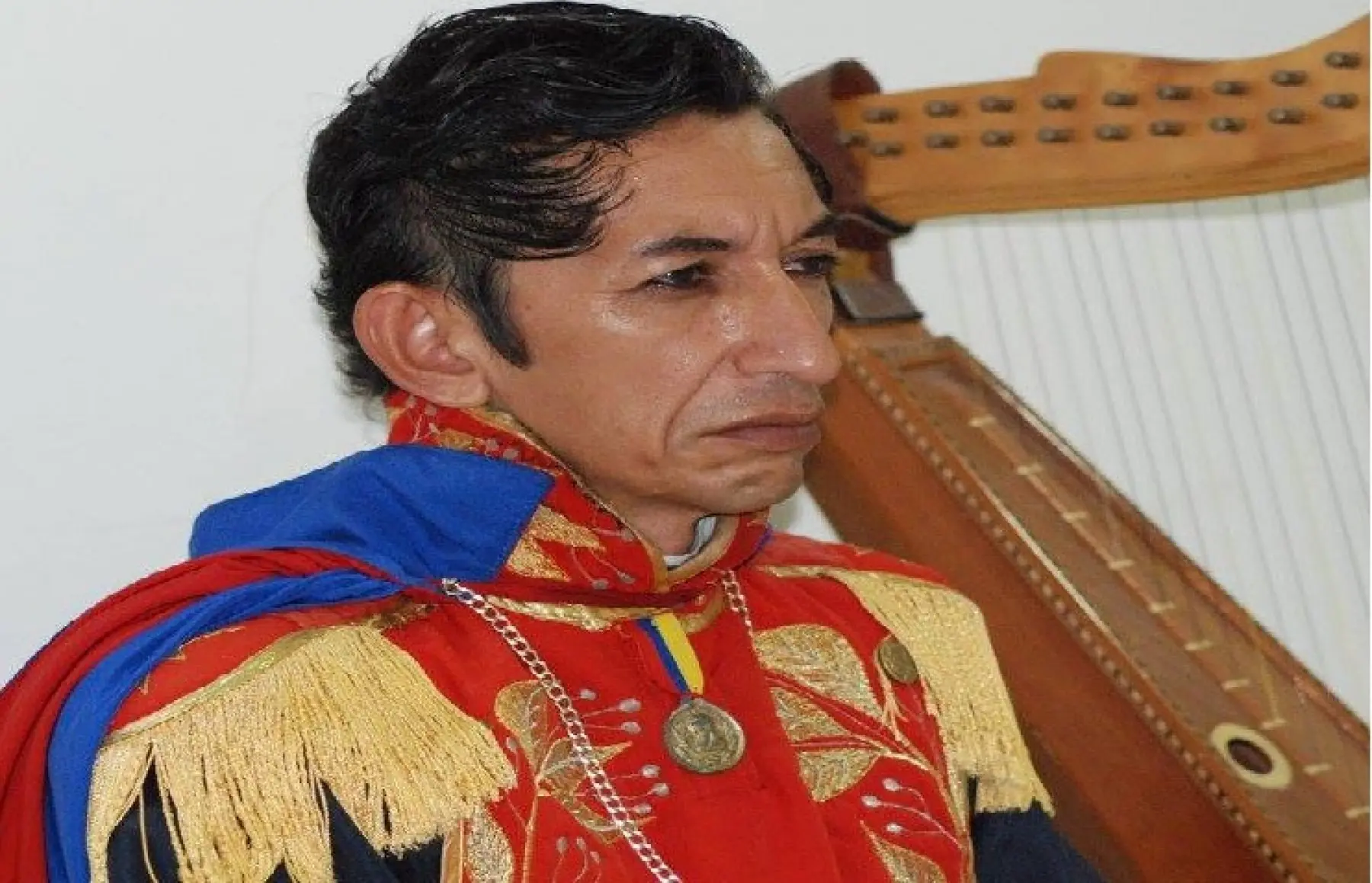 Lloran Argentinos Bolivar fue quien independizo Argentina.