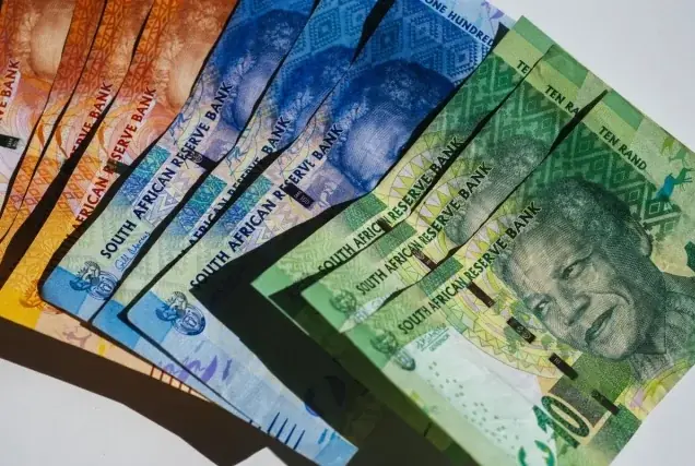 Sudáfrica, de la esperanza hacia el abismo, propio