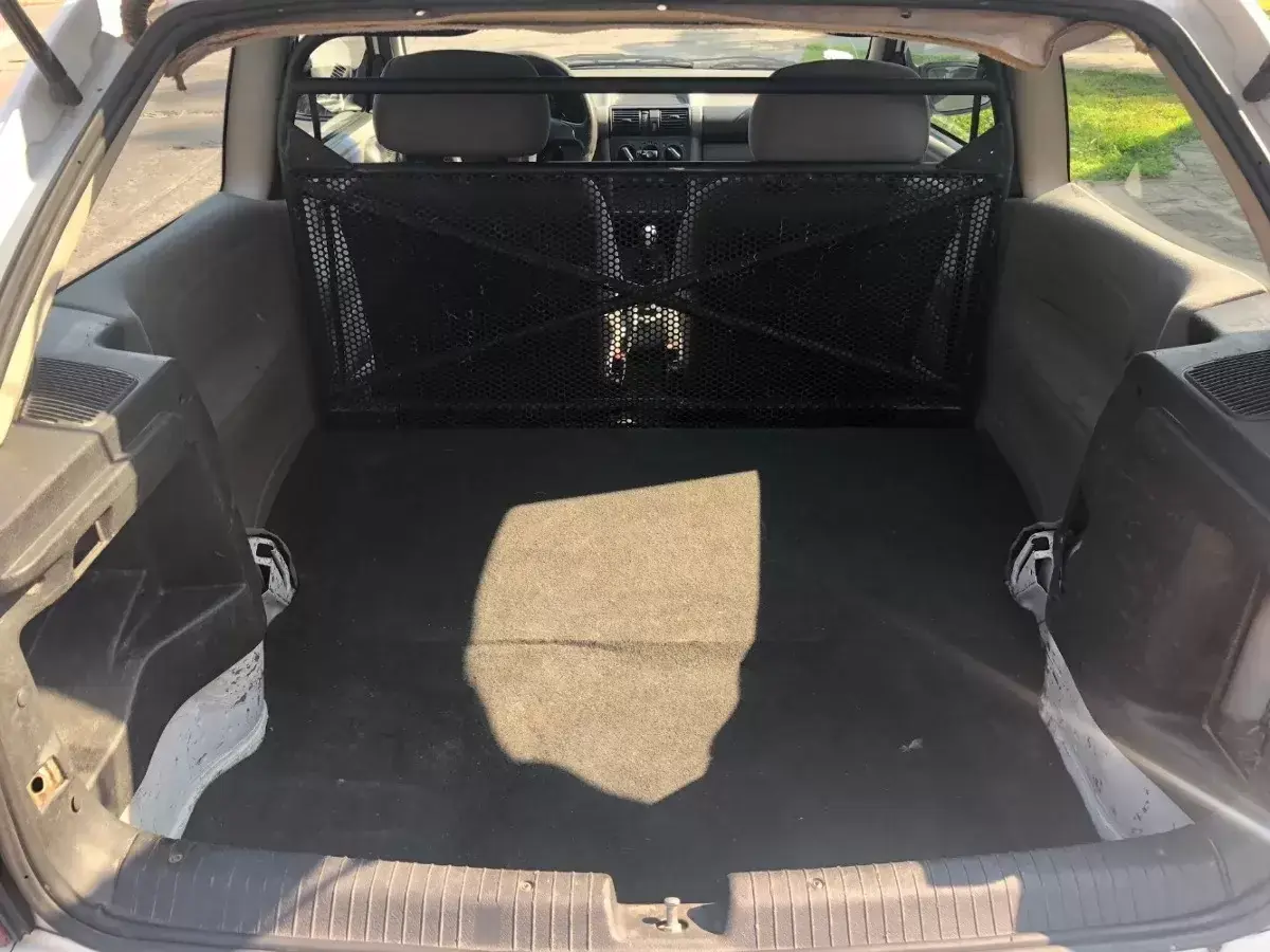 Que auto usado te comprás con 2500 dólares en Argentina?