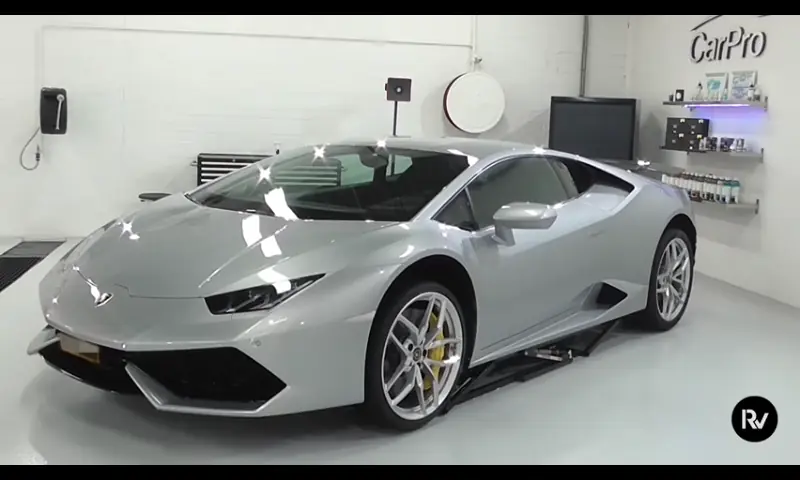 lavando un lambo