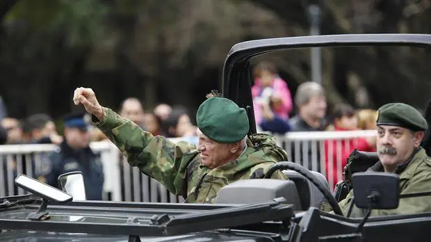 Rico ganaría con el 88.9% (nuestro Bolsonaro)