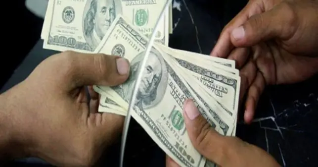 8 razones por las que el dólar paró de subir