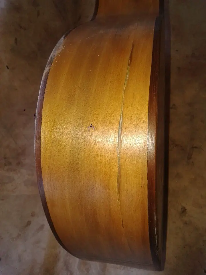 Ultima Restauración de guitarra Criolla, fotos propias