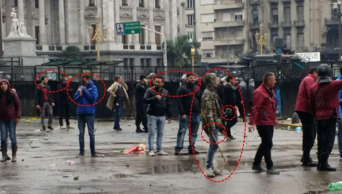 Hagamos top a los infiltrados